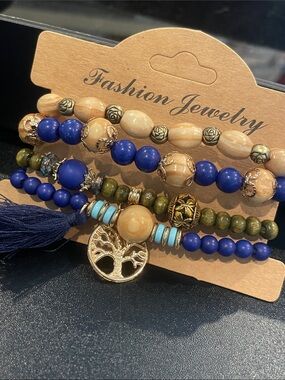 Fashion Jewelry Blue and Beige Beaded Bracelet Set with Tree Charm B26